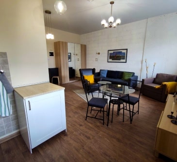 Фото выполненного бюджетного ремонта кухни в студии 35 м2 в стиле Лофт Фото 2