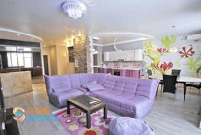 Евроремонт кухни с залом в 5-комнатной квартире 98 м2